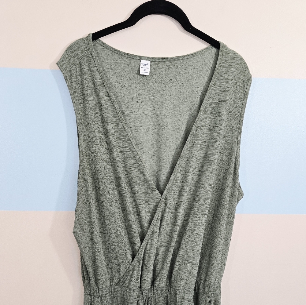 Old Navy Women’s Green Breathe ON Cross-Front Sleeveless Jumpsuit - Picture 5 of 9